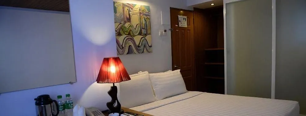 New Yangon Hotel 2*,  Myanmar